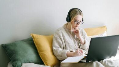 building a profitable online venture