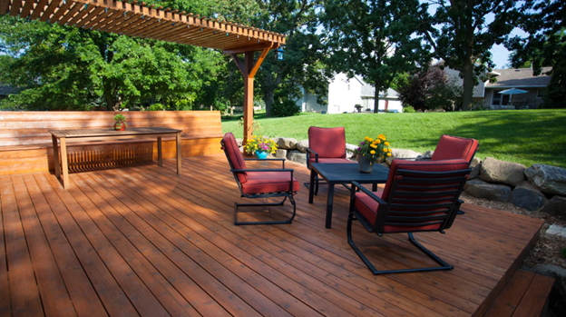 What to Expect During the Custom Deck Design and Installation Process