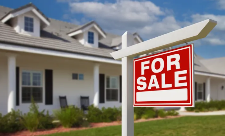 Why Millennials Are Flooding Los Angeles Estate Sales