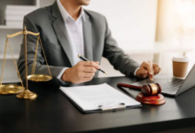 Las Vegas Car Accident Claims Vs Personal Injury Lawsuits Which Option Is Right For You